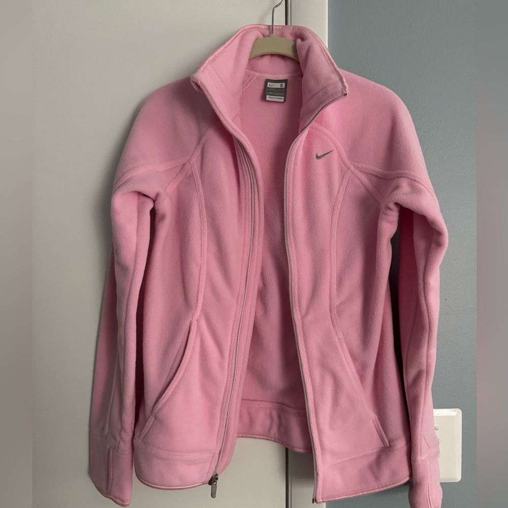 Women’s Nike Size Small (4-6) Pink Fleece Zip Up Jacket. Never worn.